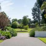 How to Properly Mulch Your Garden Beds Before the First Frost